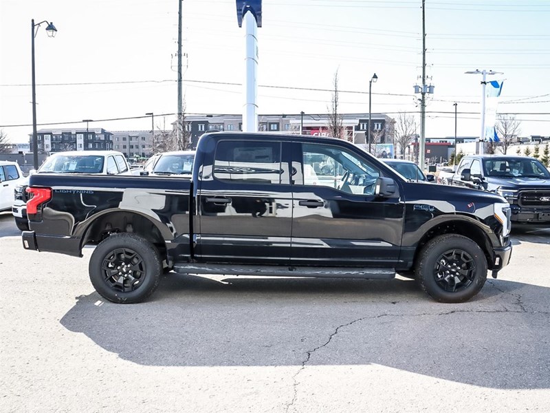 2025 FORD F-150 LIGHTNING XLT 4WD SUPERCREW 5.5' BOX