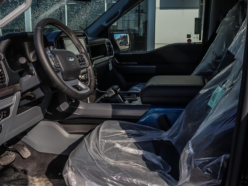 2025 FORD F-150 LIGHTNING XLT 4WD SUPERCREW 5.5' BOX
