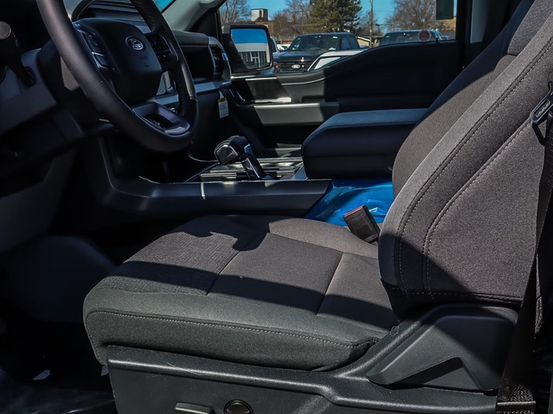 2025 FORD F-150 LIGHTNING XLT 4WD SUPERCREW 5.5' BOX