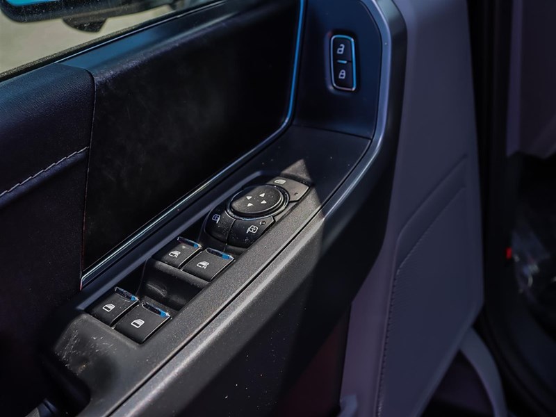 2025 FORD F-150 LIGHTNING XLT 4WD SUPERCREW 5.5' BOX