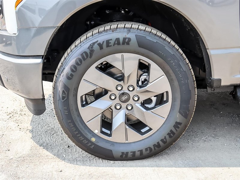2025 FORD F-150 LIGHTNING FLASH 4WD SUPERCREW 5.5' BOX