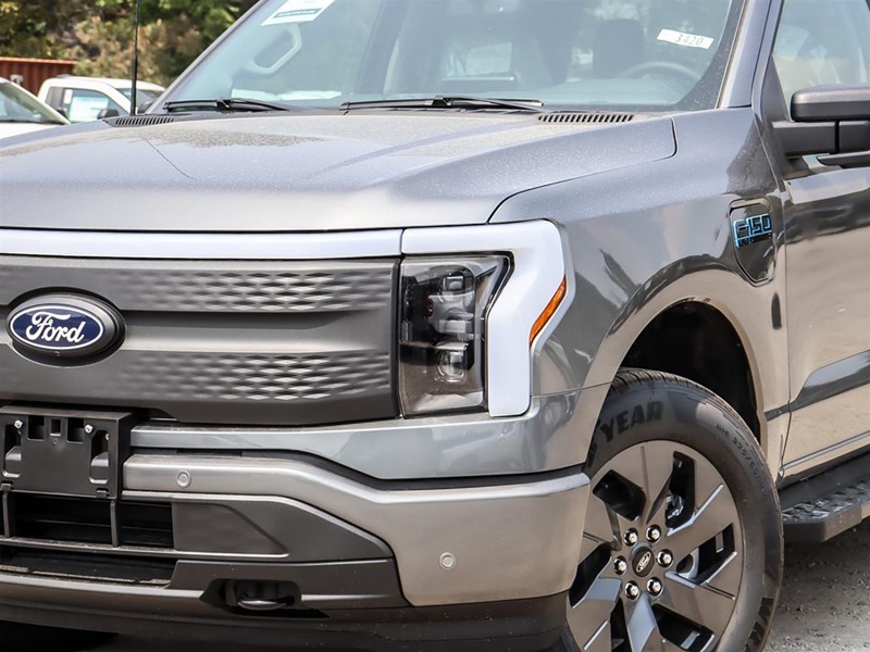 2025 FORD F-150 LIGHTNING FLASH 4WD SUPERCREW 5.5' BOX