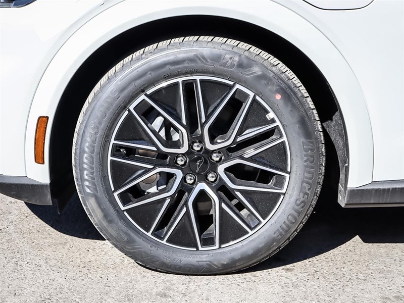 2025 FORD MUSTANG MACH-E PREMIUM AWD