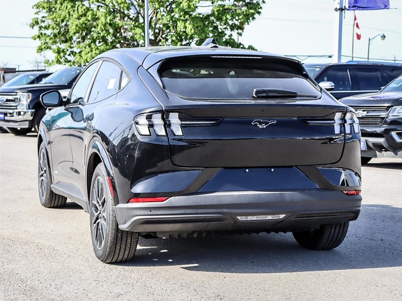2025 FORD MUSTANG MACH-E PREMIUM AWD
