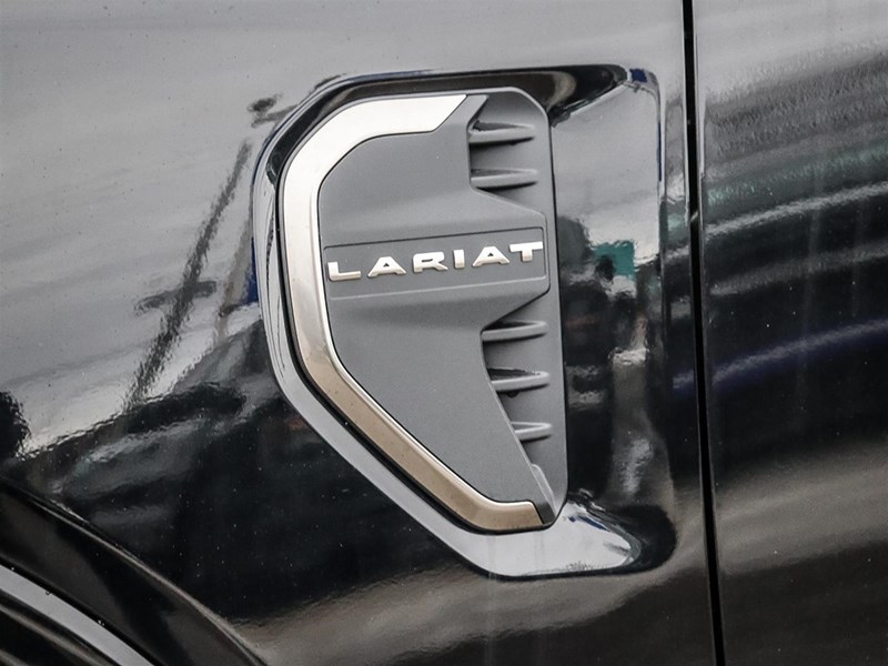 2025 Ford Ranger LARIAT 4WD SuperCrew 5' Box