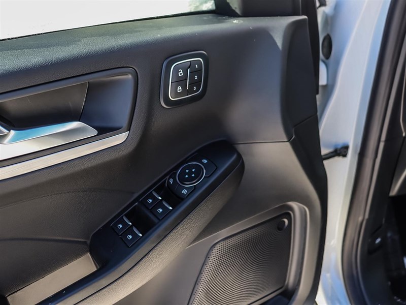 2026 Ford Escape Platinum AWD