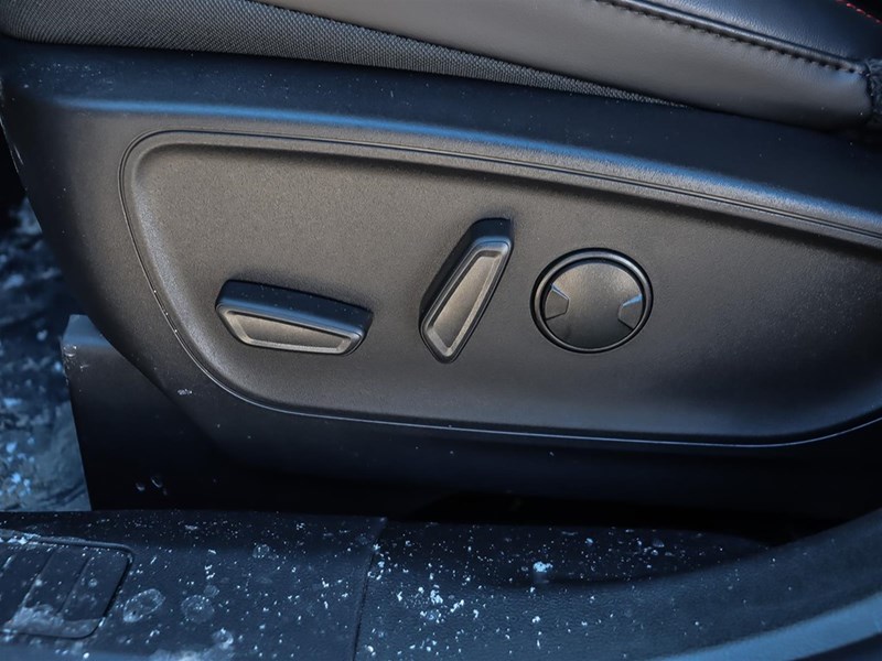 2026 Ford Escape ST-Line AWD