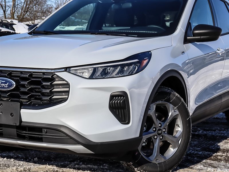 2026 Ford Escape ST-Line AWD