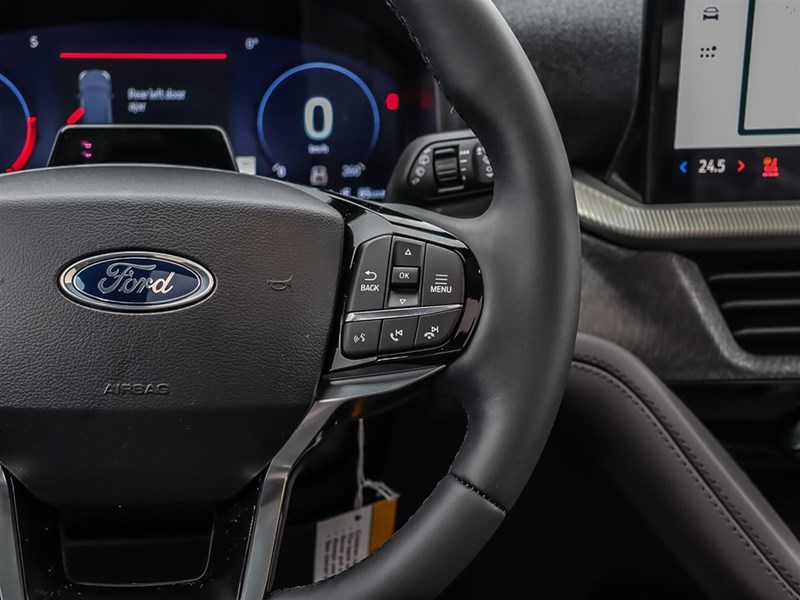 2026 FORD EXPLORER PLATINUM 4WD