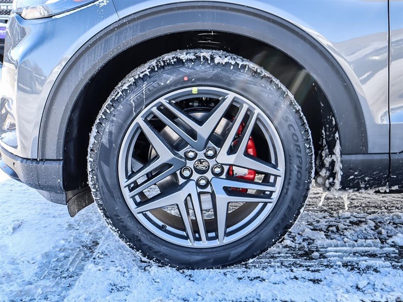 2026 Ford Explorer ST 4WD