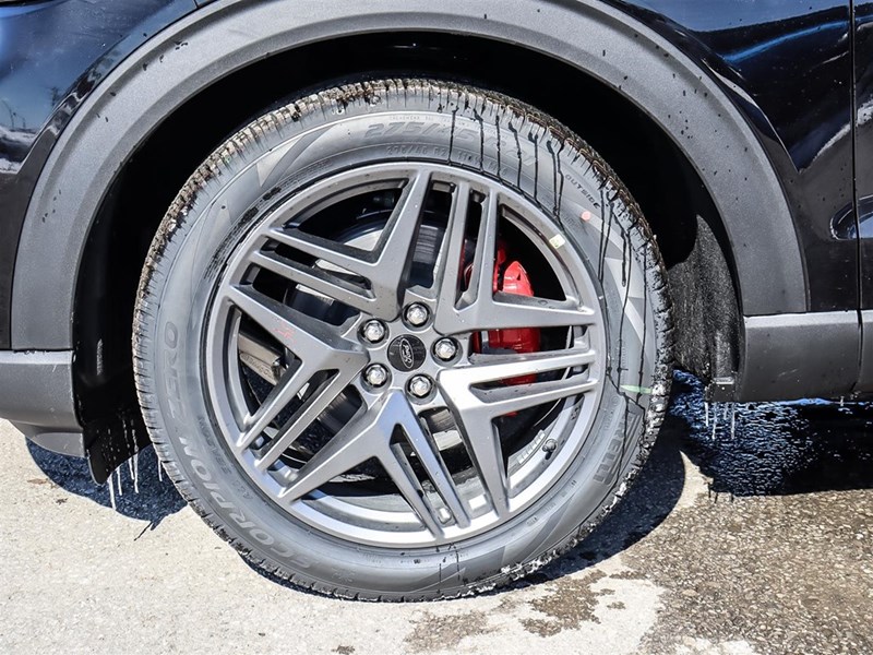 2026 Ford Explorer ST 4WD