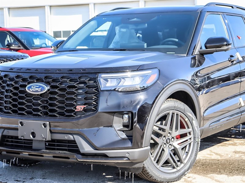 2026 Ford Explorer ST 4WD