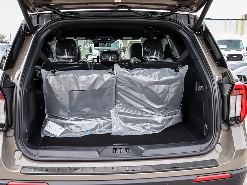 2026 Ford Explorer St-Line 4WD