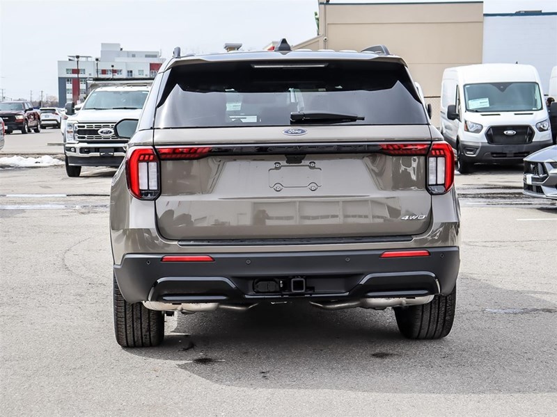 2026 Ford Explorer St-Line 4WD