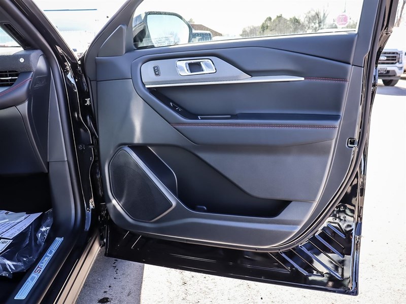 2026 Ford Explorer St-Line 4WD
