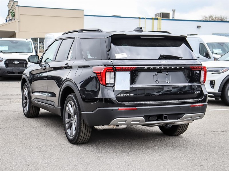 2026 Ford Explorer Active W/200A Pkg 4WD