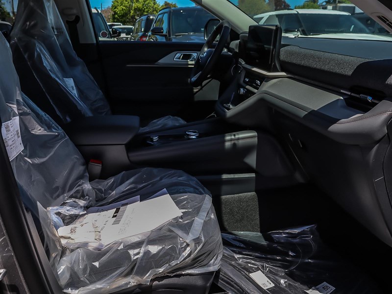 2026 Ford Explorer Active W/200A Pkg 4WD