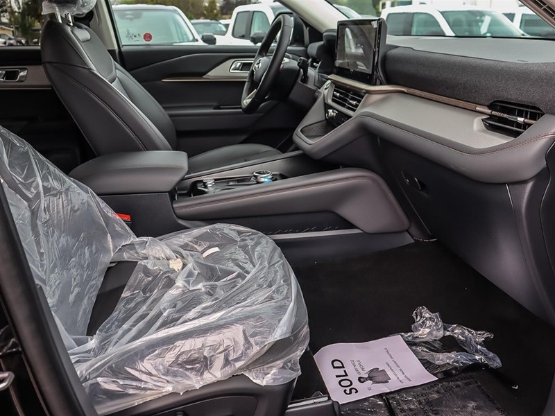 2026 Ford Explorer Active W/200A Pkg 4WD