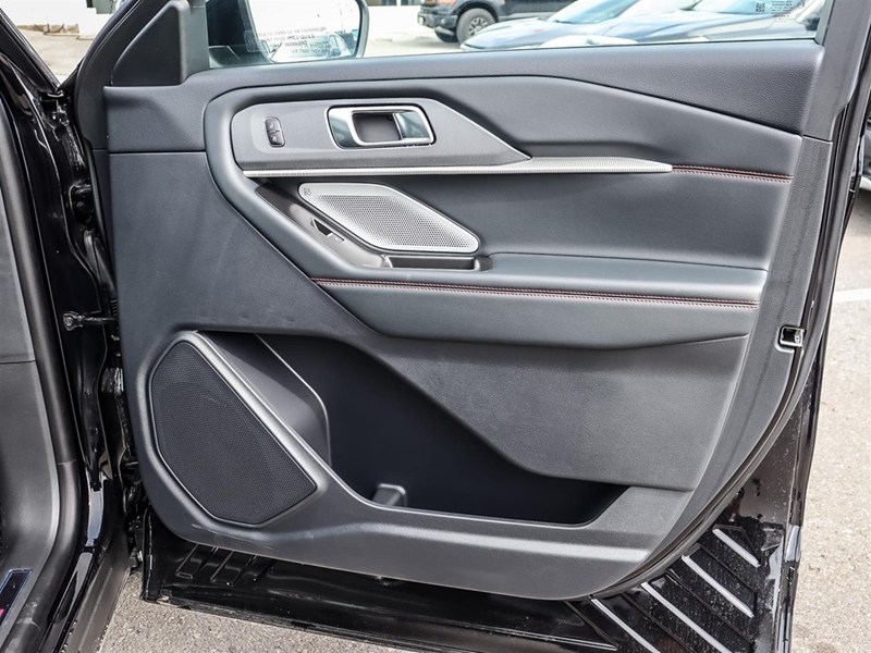 2026 Ford Explorer ST 4WD