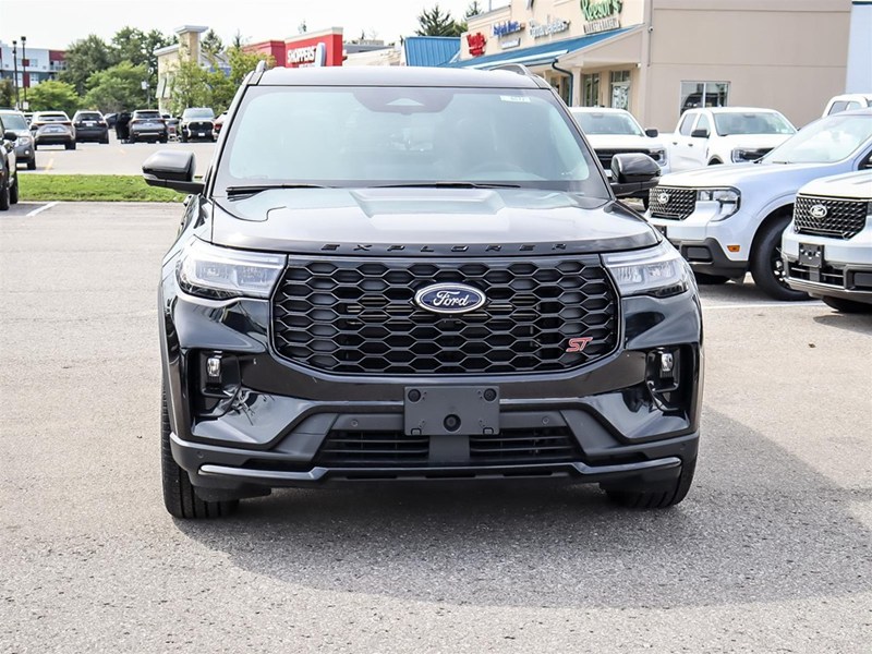 2026 Ford Explorer ST 4WD
