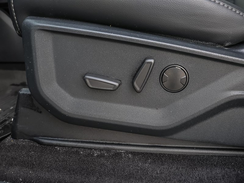 2026 Ford F-150 LARIAT 4WD SuperCrew 5.5' Box