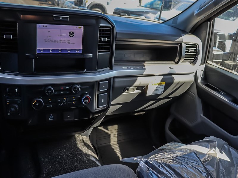 2026 FORD F-250 XL 4WD CREW CAB 8' BOX