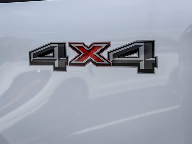 2026 FORD F-350 XLT 4WD CREW CAB 8' BOX