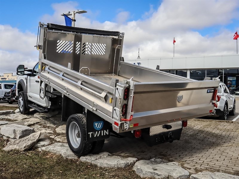 2026 Ford Super Duty F-550 Drw XL 4WD Reg Cab 145