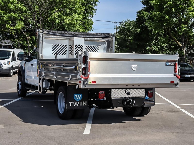 2026 Ford Super Duty F-550 Drw XL 4WD Crew Cab 179