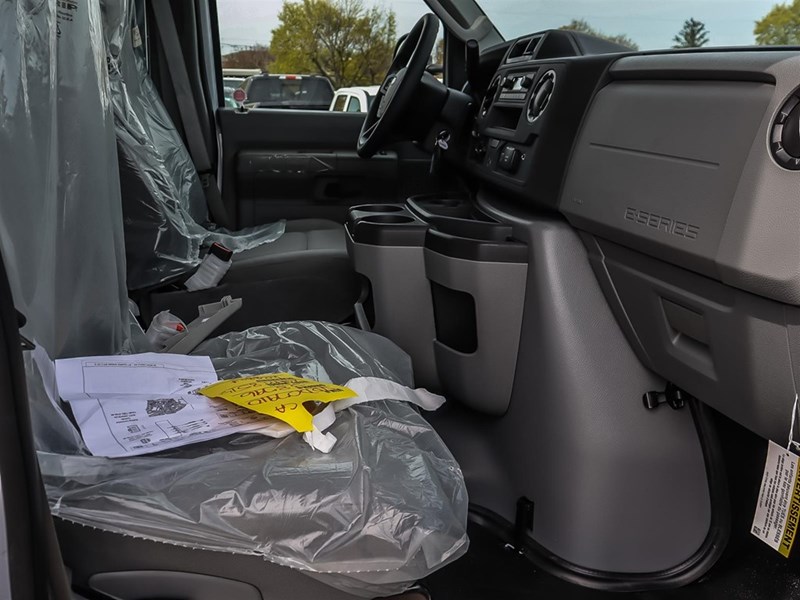 2027 Ford E-Series Cutaway E-450 Drw 158