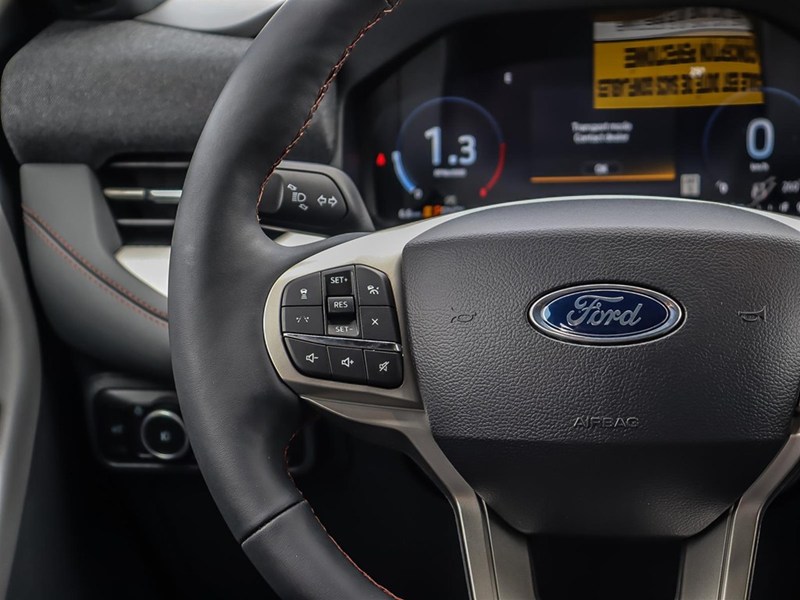 2027 Ford Explorer Active W/200A Pkg 4WD