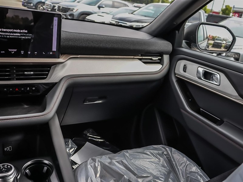 2027 Ford Explorer Active W/200A Pkg 4WD