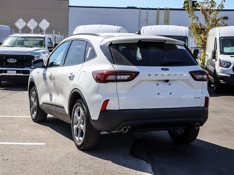 2025 Ford Escape St-Line AWD
