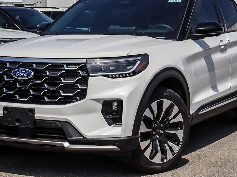 2026 Ford Explorer Platinum 4WD