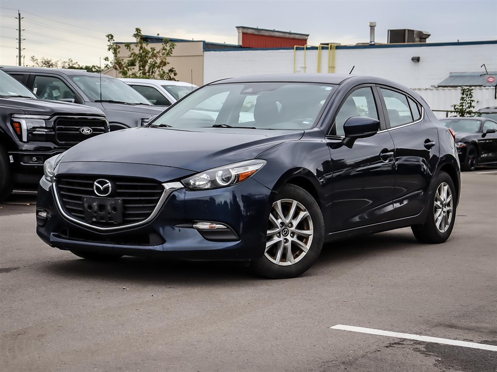  2018 Mazda MAZDA3 Sport Hatchback  Manual