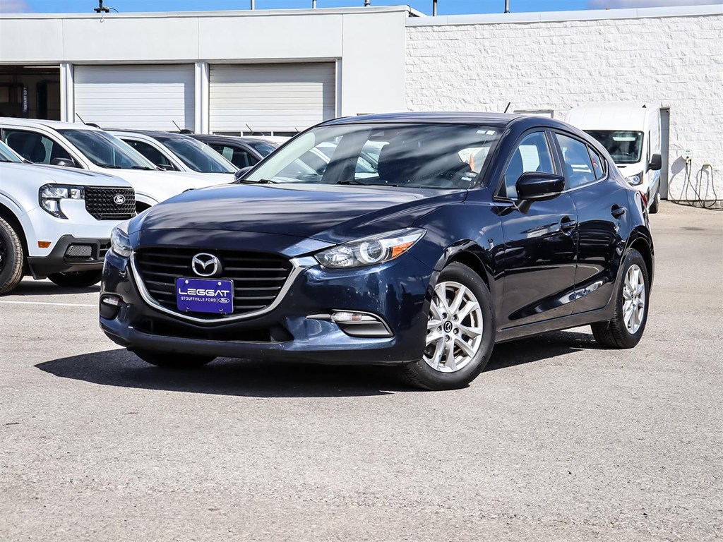  2018 Mazda MAZDA3 Sport GS   