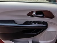 2018 Chrysler Pacifica L 2WD