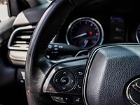 2019 Toyota Camry SE Auto