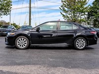 2019 Toyota Camry SE Auto