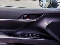 2019 Toyota Camry SE Auto