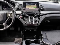 2024 Honda Odyssey Touring Auto
