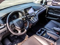 2024 Honda Odyssey Touring Auto