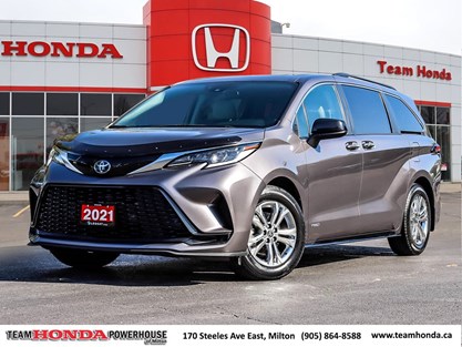 2021 Toyota Sienna XSE 7-Passenger AWD