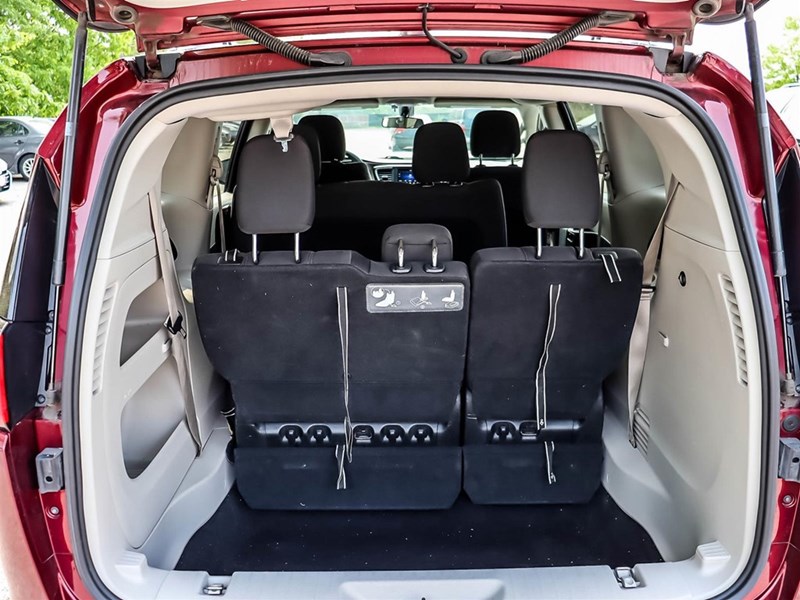 2018 Chrysler Pacifica L 2WD