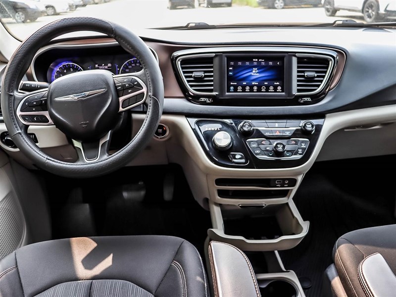 2018 Chrysler Pacifica L 2WD