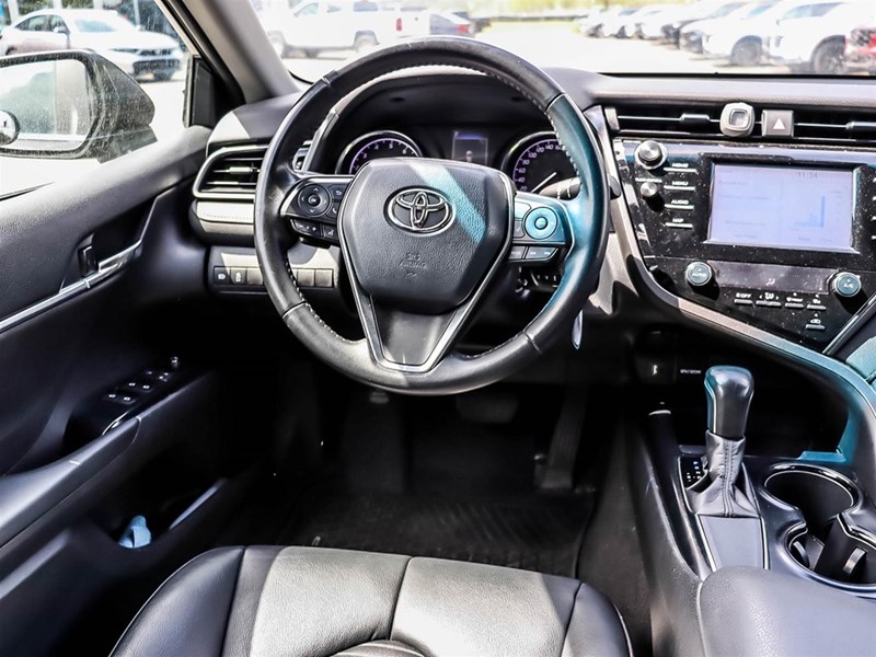 2019 Toyota Camry SE Auto
