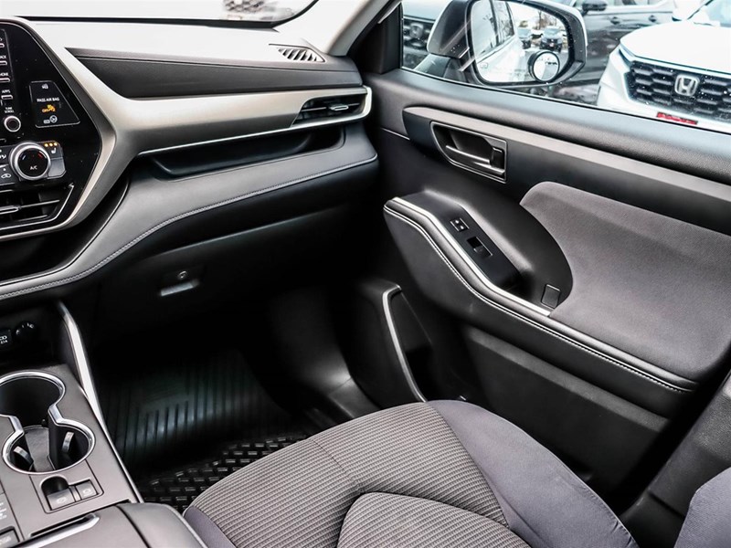 2020 Toyota Highlander LE AWD