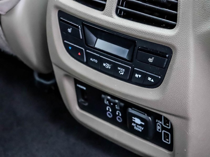 2021 Honda Pilot Touring 8-Passenger AWD