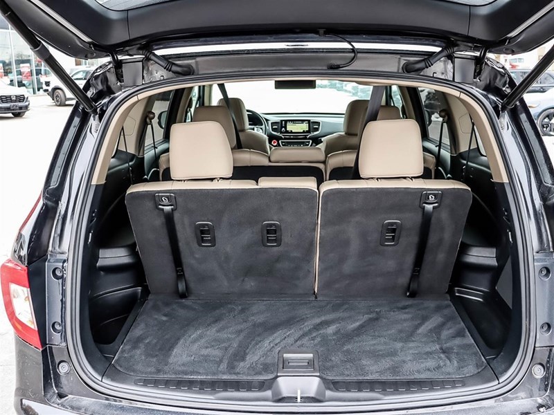 2021 Honda Pilot Touring 8-Passenger AWD