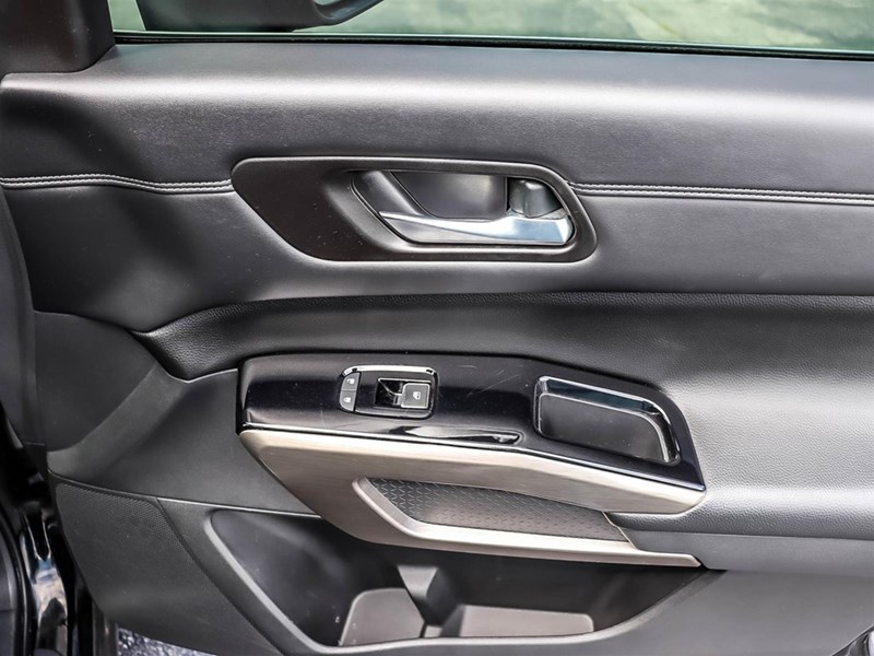 2022 Nissan Pathfinder Platinum 4WD